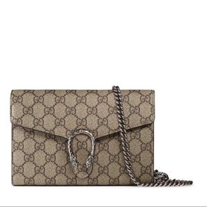 Gucci Dionysus GG Supreme Bag